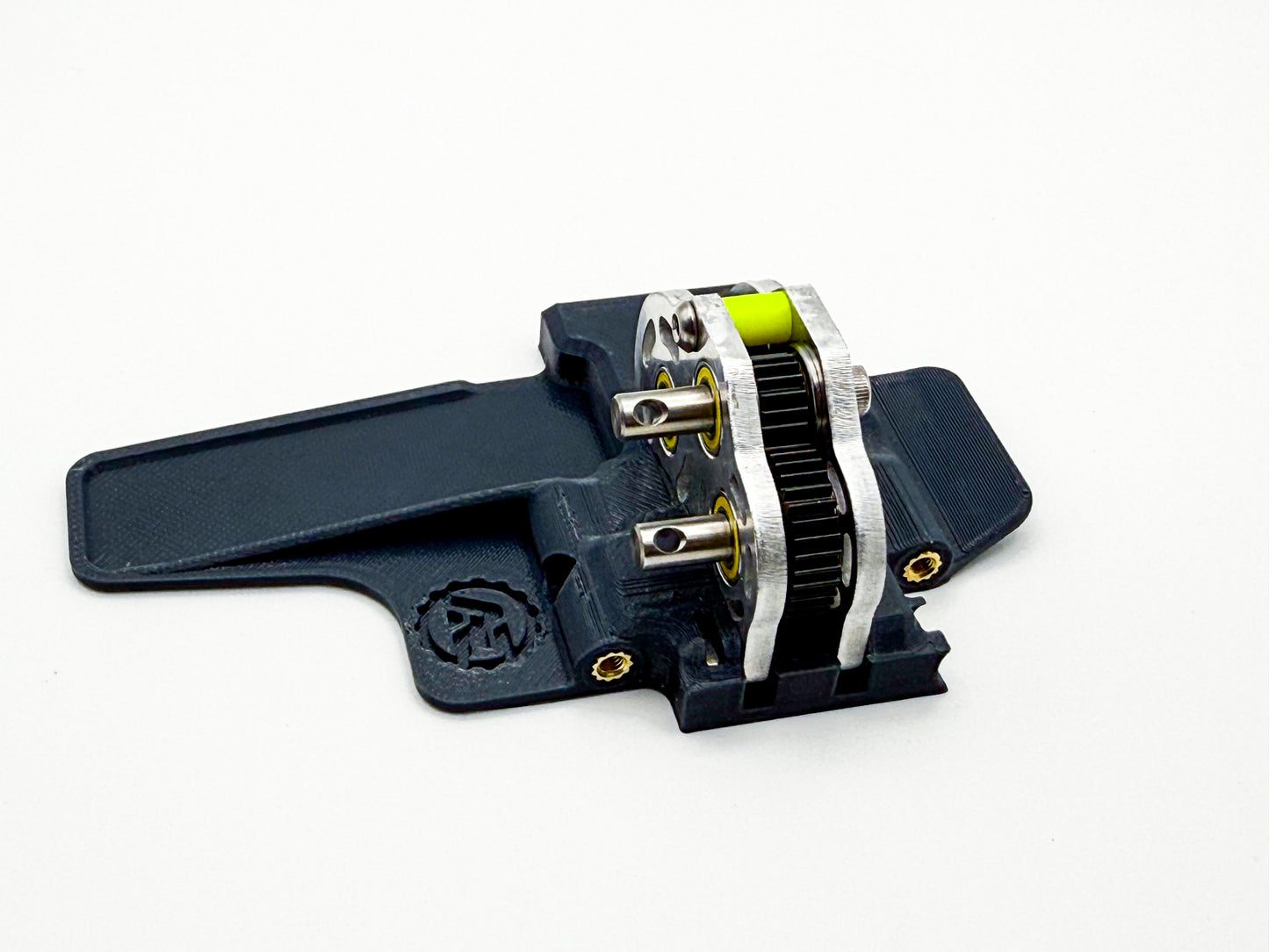 IGUANA LCG Chassis System